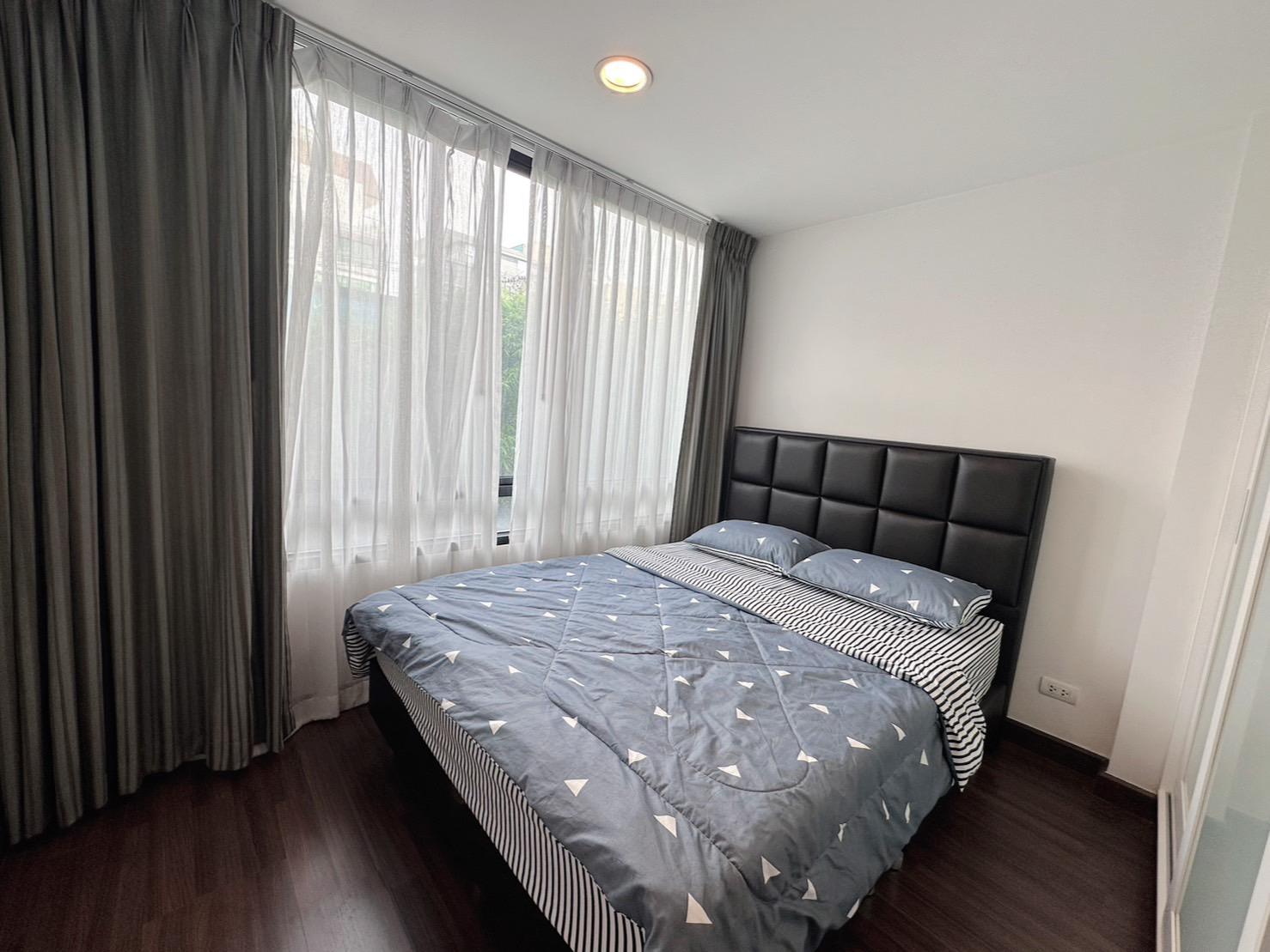 2-Bedroom, 2-Bathroom Condo, 70 sqm at D65 Sukhumvit Soi 65, Near Ekkamai BTS, For Rent 30,000 THB/month