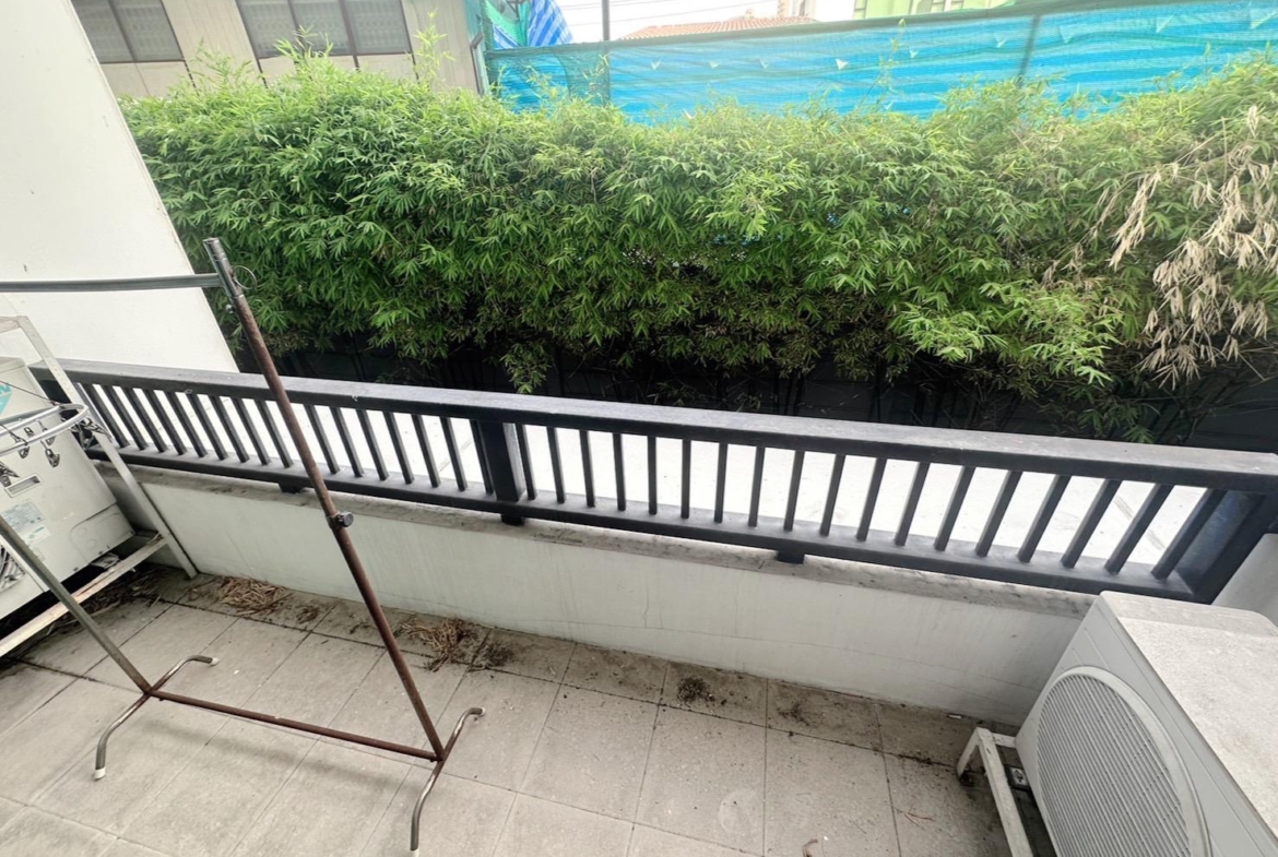 2-Bedroom, 2-Bathroom Condo, 70 sqm at D65 Sukhumvit Soi 65, Near Ekkamai BTS, For Rent 30,000 THB/month