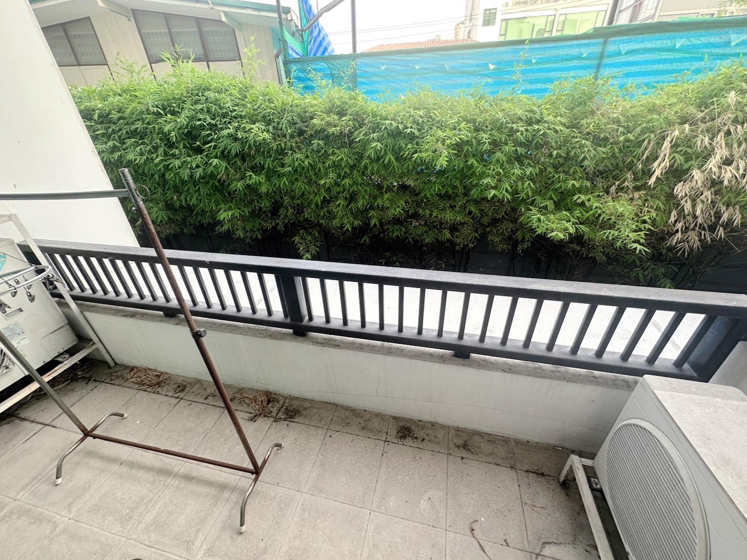 2-Bedroom, 2-Bathroom Condo, 70 sqm at D65 Sukhumvit Soi 65, Near Ekkamai BTS, For Rent 30,000 THB/month