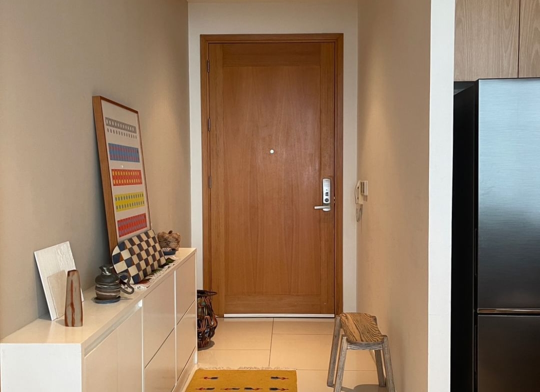 Luxury 2-bed, 2-bath condo at The Emporio Place, 139 sqm, fully furnished. Prime Sukhumvit location near BTS Phrom Phong. Rent 98,000 THB/month.