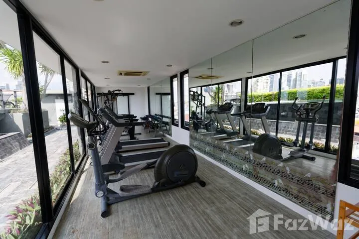 "1-Bedroom, 1-Bathroom condo at XVI The Sixteen, 43 sqm, for sale at ฿4.6M. Prime location, fully furnished, and 300m from Queen Sirikit MRT. A must-see!"