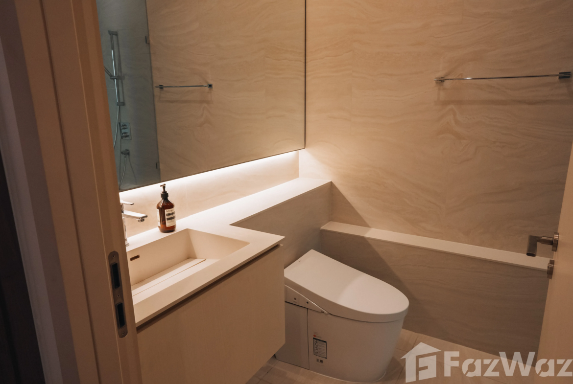 "Luxurious 2BR, 2BA Condo at The Strand Thonglor, 90 sqm, for sale at ฿39,900,000. Prime location near BTS Thonglor, with top-notch amenities. Contact today!"