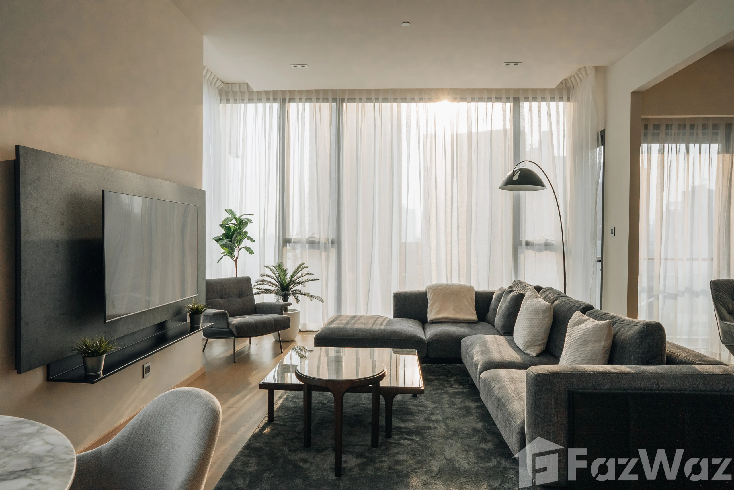 "Luxurious 2BR, 2BA Condo at The Strand Thonglor, 90 sqm, for sale at ฿39,900,000. Prime location near BTS Thonglor, with top-notch amenities. Contact today!"
