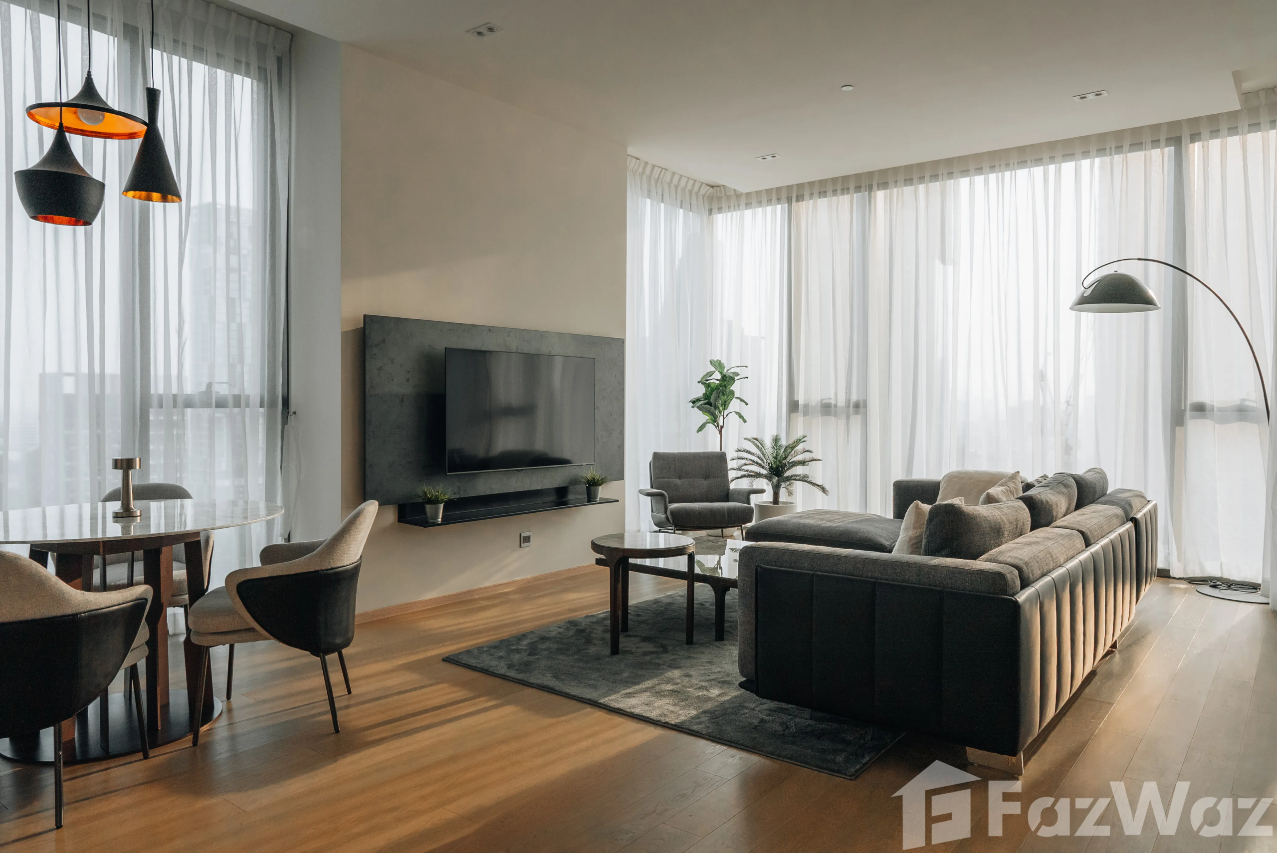"Luxurious 2BR, 2BA Condo at The Strand Thonglor, 90 sqm, for sale at ฿39,900,000. Prime location near BTS Thonglor, with top-notch amenities. Contact today!"