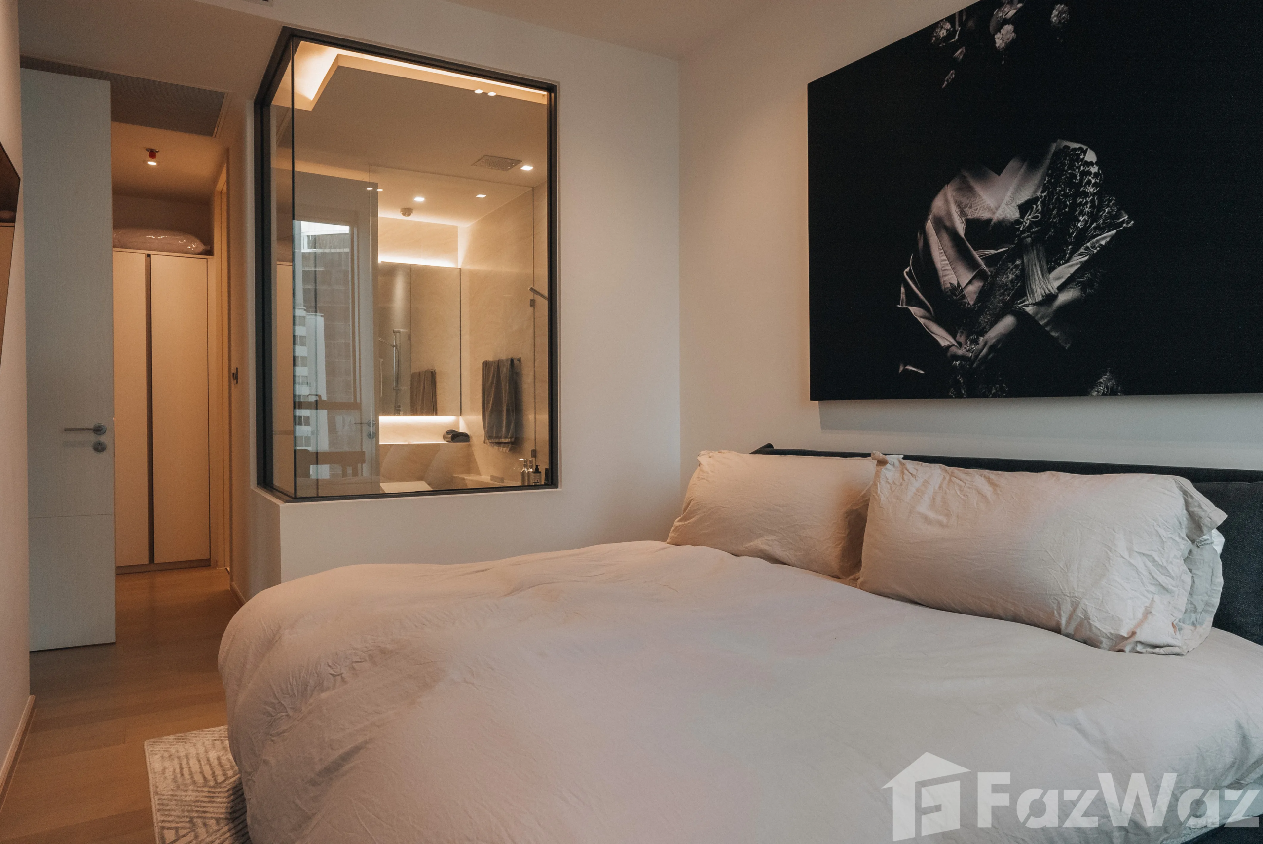 "Luxurious 2BR, 2BA Condo at The Strand Thonglor, 90 sqm, for sale at ฿39,900,000. Prime location near BTS Thonglor, with top-notch amenities. Contact today!"