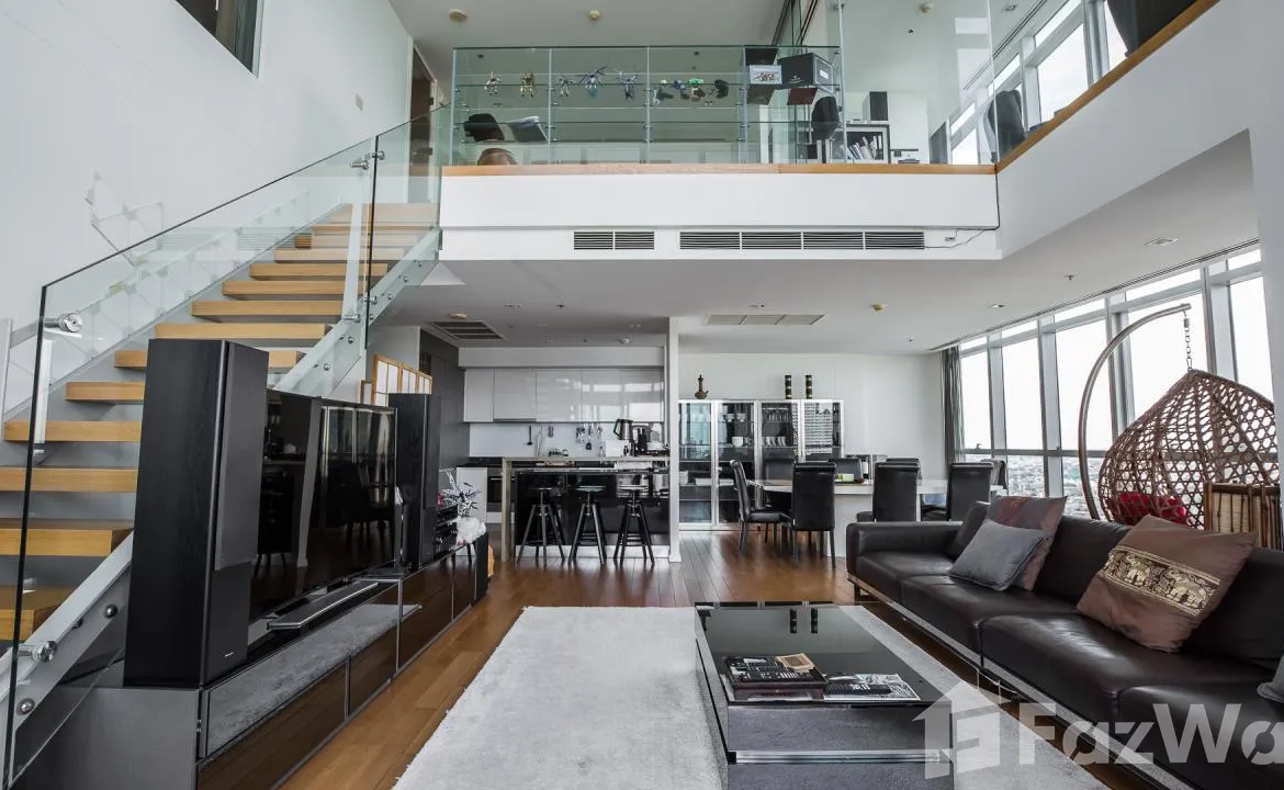 Luxurious 2-bedroom, 2-bathroom condo at The Residences at Mandarin Oriental, Bangkok. 128sqm, stunning river views. For sale ฿70M or rent ฿250K/month.