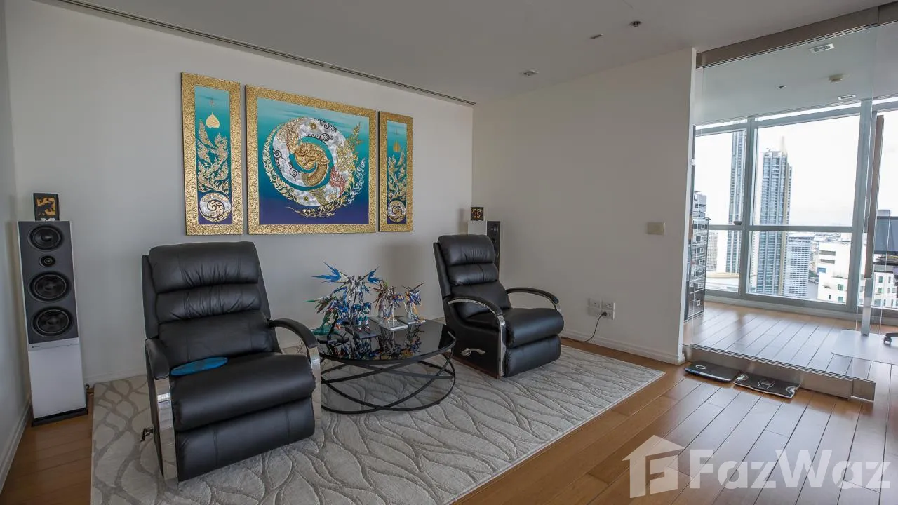 Luxurious 2-bedroom, 2-bathroom condo at The Residences at Mandarin Oriental, Bangkok. 128sqm, stunning river views. For sale ฿70M or rent ฿250K/month.