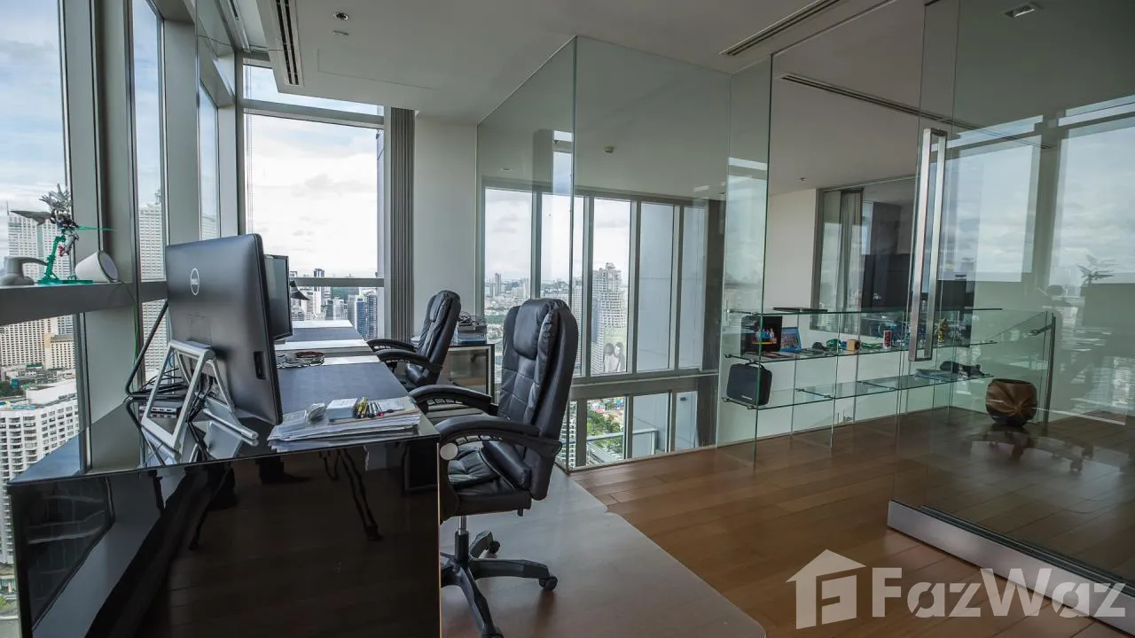 Luxurious 2-bedroom, 2-bathroom condo at The Residences at Mandarin Oriental, Bangkok. 128sqm, stunning river views. For sale ฿70M or rent ฿250K/month.