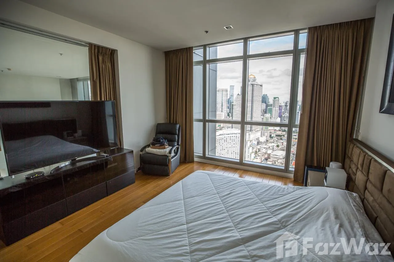 Luxurious 2-bedroom, 2-bathroom condo at The Residences at Mandarin Oriental, Bangkok. 128sqm, stunning river views. For sale ฿70M or rent ฿250K/month.