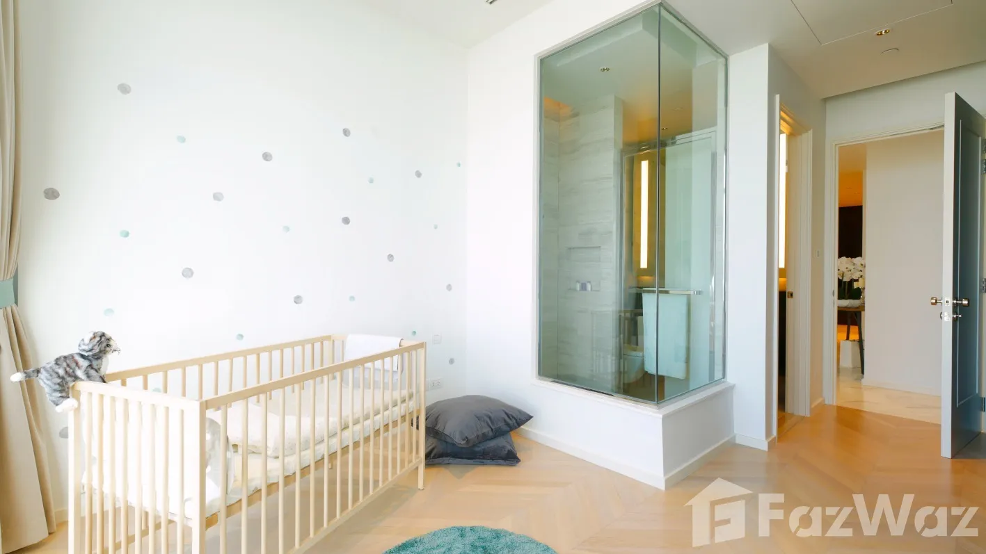 Luxury 3-bed, 3-bath, 194 sqm condo at Four Seasons Private Residences for sale at ฿110M. High-floor unit with stunning views. Contact us for a viewing!