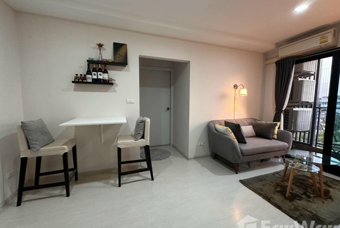 Modern 2-bed, 2-bath, 44.81 sqm condo at Condolette Pixel Sathorn for sale at ฿5.4M. Prime location near MRT Lumphini, fully furnished, and move-in ready.