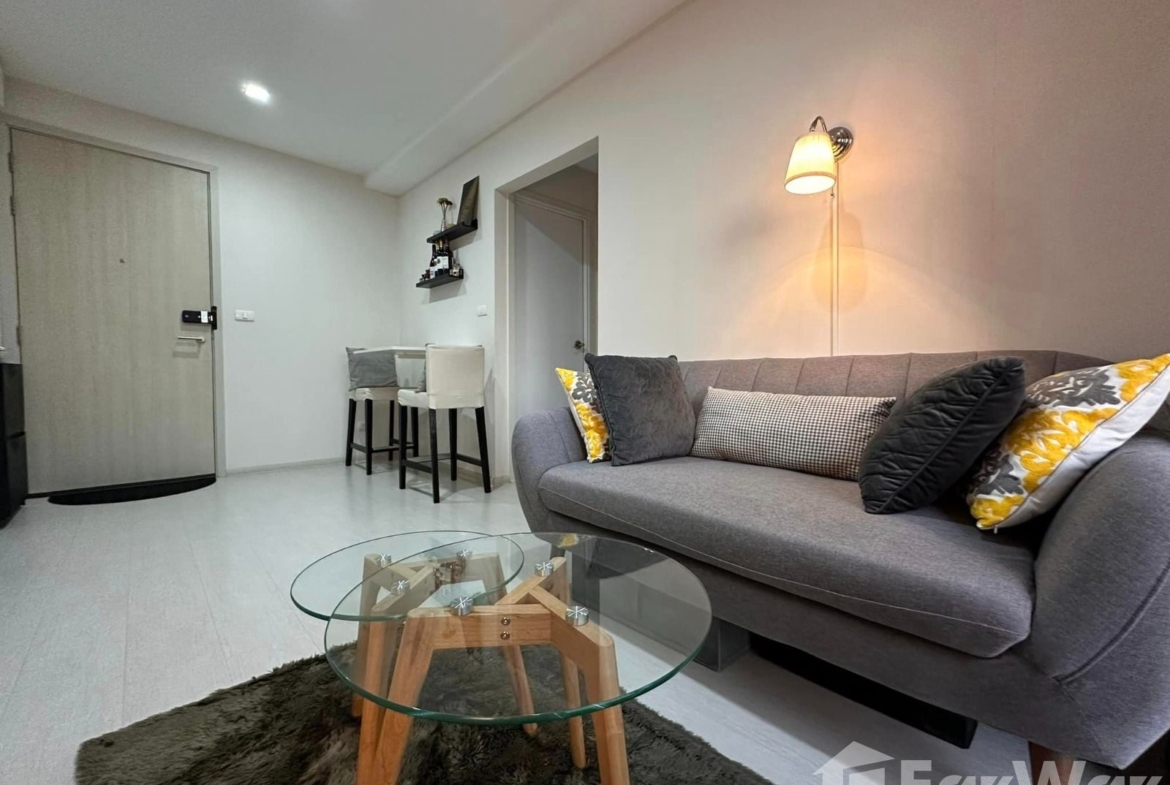 Modern 2-bed, 2-bath, 44.81 sqm condo at Condolette Pixel Sathorn for sale at ฿5.4M. Prime location near MRT Lumphini, fully furnished, and move-in ready.
