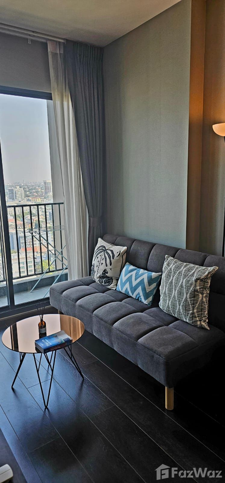 Modern 1-bed, 1-bath, 31 sqm condo at C Ekkamai for sale at ฿4.4M. Prime Ekkamai location with top-tier amenities, pool, gym, and easy access to BTS.