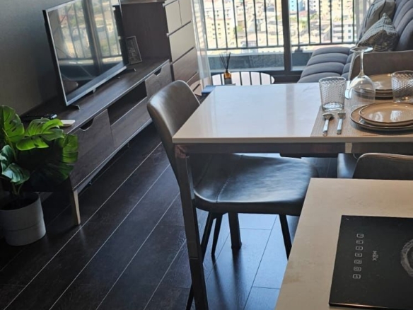 1-Bedroom 1-Bathroom 31 sqm Condo at the C Ekkamai For Sale 4,400,000 THB