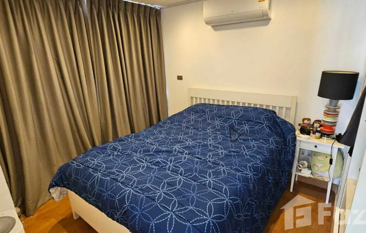 "1-Bedroom, 1-Bathroom condo at XVI The Sixteen, 43 sqm, for sale at ฿4.6M. Prime location, fully furnished, and 300m from Queen Sirikit MRT. A must-see!"