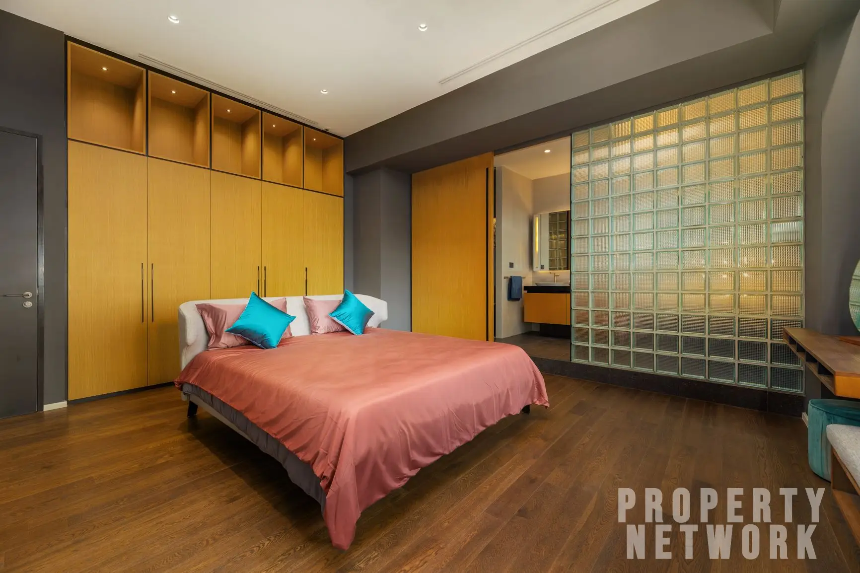 3-Bed, 4-Bath, 326 sqm Condo for Sale at President Park, Kathu, Phuket – 43,500,000 THB, Pet-Friendly, Near MRT Queen Sirikit National Convention Centre
