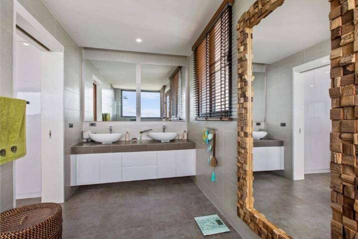 Luxury 4-bed 4.5-bath 882 SQM Villa Coco Koh Samui for sale. Private infinity pool, ocean views, top location in Chaweng Noi. Price 39.75M THB. Contact us now!