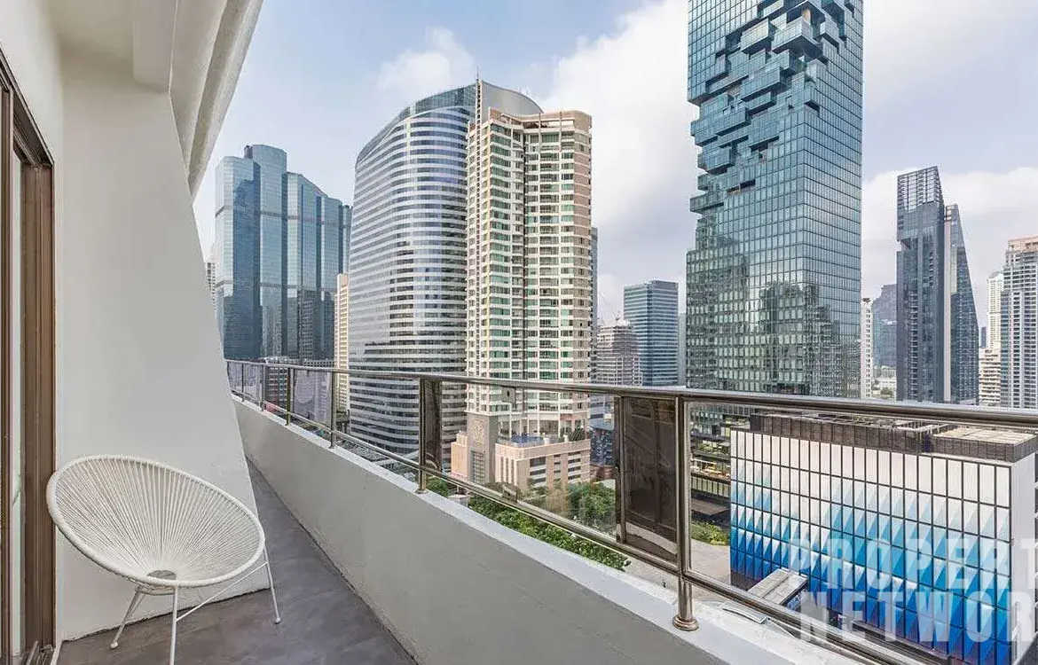 1-Bed, 2-Bath, 129 sqm Condo for Sale at Diamond Tower, Bang Rak, Bangkok – 16,900,000 THB, Near BTS Chong Nonsi Station