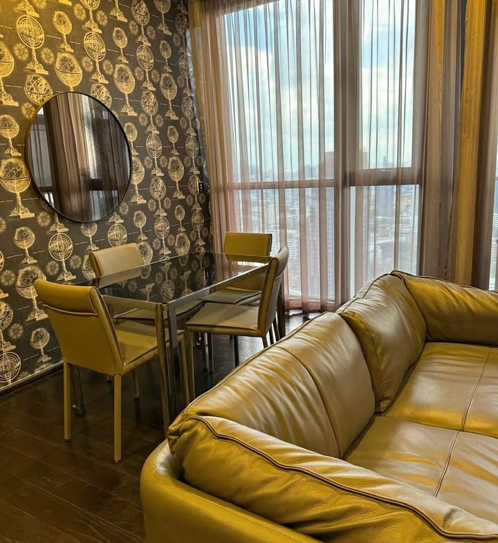 2-Bedroom, 2-Bathroom Condo for Rent/Sale at Park Origin Thonglor, 65 sqm, 73,000 THB/month or 17.3M THB, High Floor, Near BTS Thonglor, Luxury Living in Bangkok.