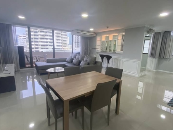 2-Bed, 2-Bath, 111.54 sqm Condo for Rent at Supalai Place Sukhumvit 39, 38,500 THB/Month, Near BTS Phrom Phong – Fully Furnished, Move-In Ready