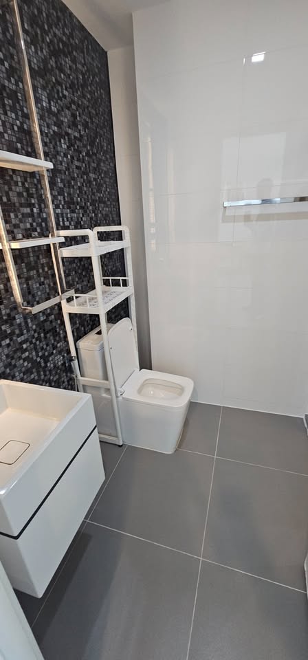 2-Bedroom, 2-Bathroom Condo for Rent at The Room Sukhumvit 69, 80 sqm, 55,000 THB/month, Near BTS Phra Khanong, Modern Living in Bangkok’s Prime Location.