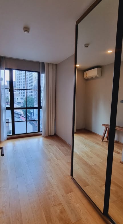 2-Bedroom, 2-Bathroom Condo for Rent at Na Vara Residence, 74.5 sqm, 60,000 THB/month, Fully Furnished, Near Chidlom BTS, Luxury Living in Lumphini, Pathum Wan.