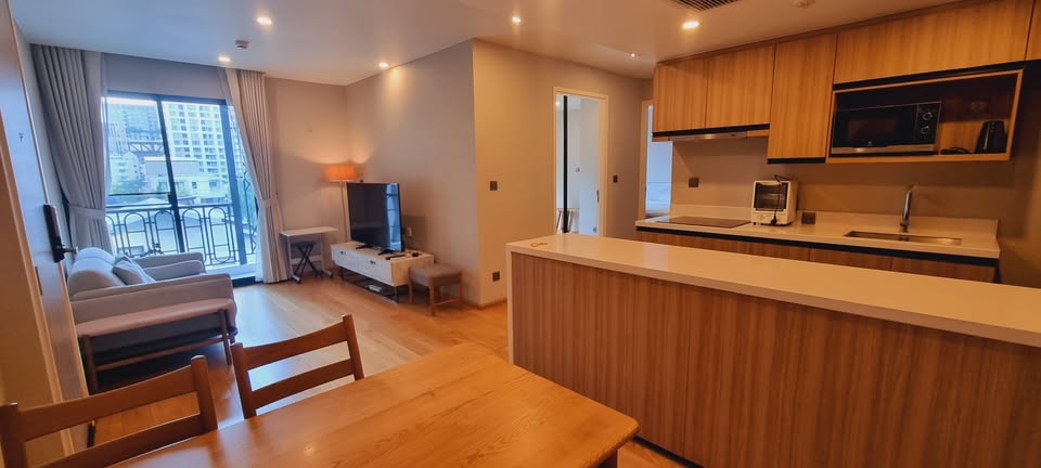 2-Bedroom, 2-Bathroom Condo for Rent at Na Vara Residence, 74.5 sqm, 60,000 THB/month, Fully Furnished, Near Chidlom BTS, Luxury Living in Lumphini, Pathum Wan.