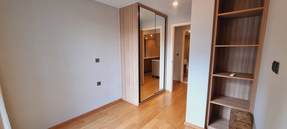 2-Bedroom, 2-Bathroom Condo for Rent at Na Vara Residence, 74.5 sqm, 60,000 THB/month, Fully Furnished, Near Chidlom BTS, Luxury Living in Lumphini, Pathum Wan.
