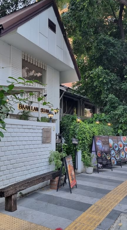 2-Bedroom, 2-Bathroom Condo for Rent at Na Vara Residence, 74.5 sqm, 60,000 THB/month, Fully Furnished, Near Chidlom BTS, Luxury Living in Lumphini, Pathum Wan.