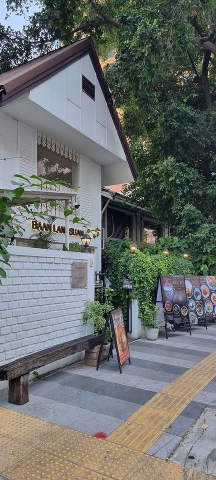 2-Bedroom, 2-Bathroom Condo for Rent at Na Vara Residence, 74.5 sqm, 60,000 THB/month, Fully Furnished, Near Chidlom BTS, Luxury Living in Lumphini, Pathum Wan.