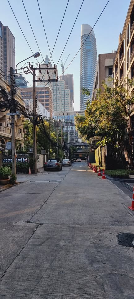 2-Bedroom, 2-Bathroom Condo for Rent at Na Vara Residence, 74.5 sqm, 60,000 THB/month, Fully Furnished, Near Chidlom BTS, Luxury Living in Lumphini, Pathum Wan.