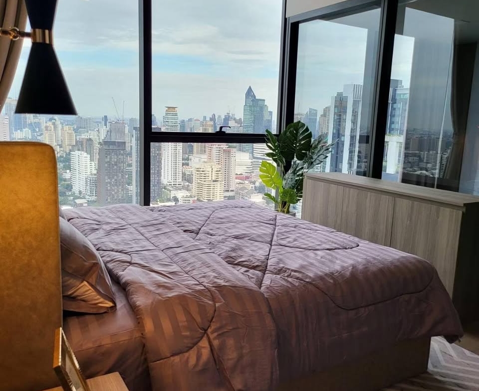 2-Bedroom, 2-Bathroom Duplex Condo for Rent at Celes Asoke, 91 sqm, ฿95,000/month, Fully Furnished, Near Sukhumvit MRT, Luxury Living in Sukhumvit 21, Available February 2025.