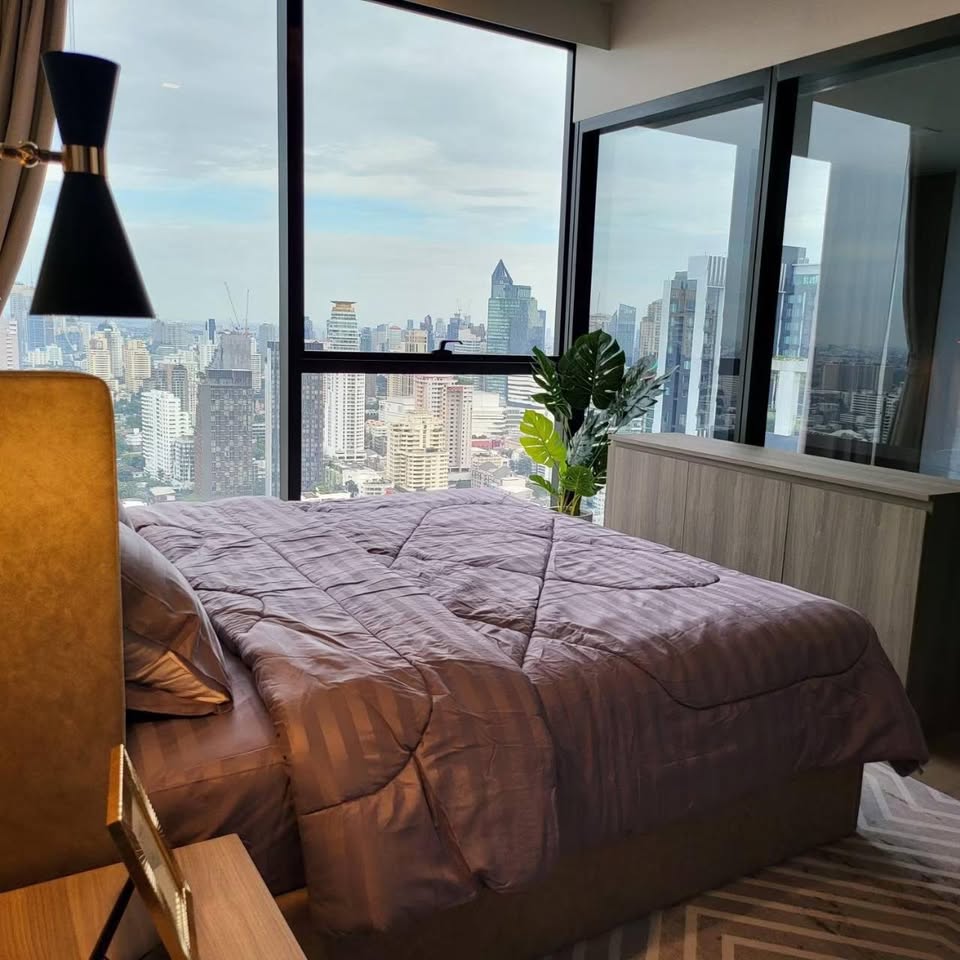 2-Bedroom, 2-Bathroom Duplex Condo for Rent at Celes Asoke, 91 sqm, ฿95,000/month, Fully Furnished, Near Sukhumvit MRT, Luxury Living in Sukhumvit 21, Available February 2025.