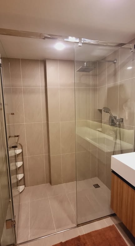 2-Bedroom, 2-Bathroom Condo for Rent at Na Vara Residence, 74.5 sqm, 60,000 THB/month, Fully Furnished, Near Chidlom BTS, Luxury Living in Lumphini, Pathum Wan.