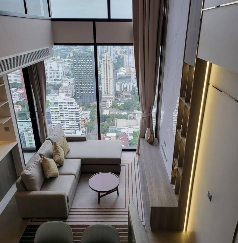 2-Bedroom, 2-Bathroom Duplex Condo for Rent at Celes Asoke, 91 sqm, ฿95,000/month, Fully Furnished, Near Sukhumvit MRT, Luxury Living in Sukhumvit 21, Available February 2025.