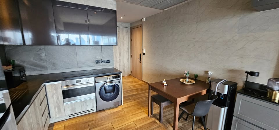 2-Bedroom, 1-Bathroom Condo for Rent at The Lofts Asoke, 75 sqm, ฿65,000/month, Fully Furnished, Near Phetchaburi MRT, Modern Living in Sukhumvit 21, Available Now.