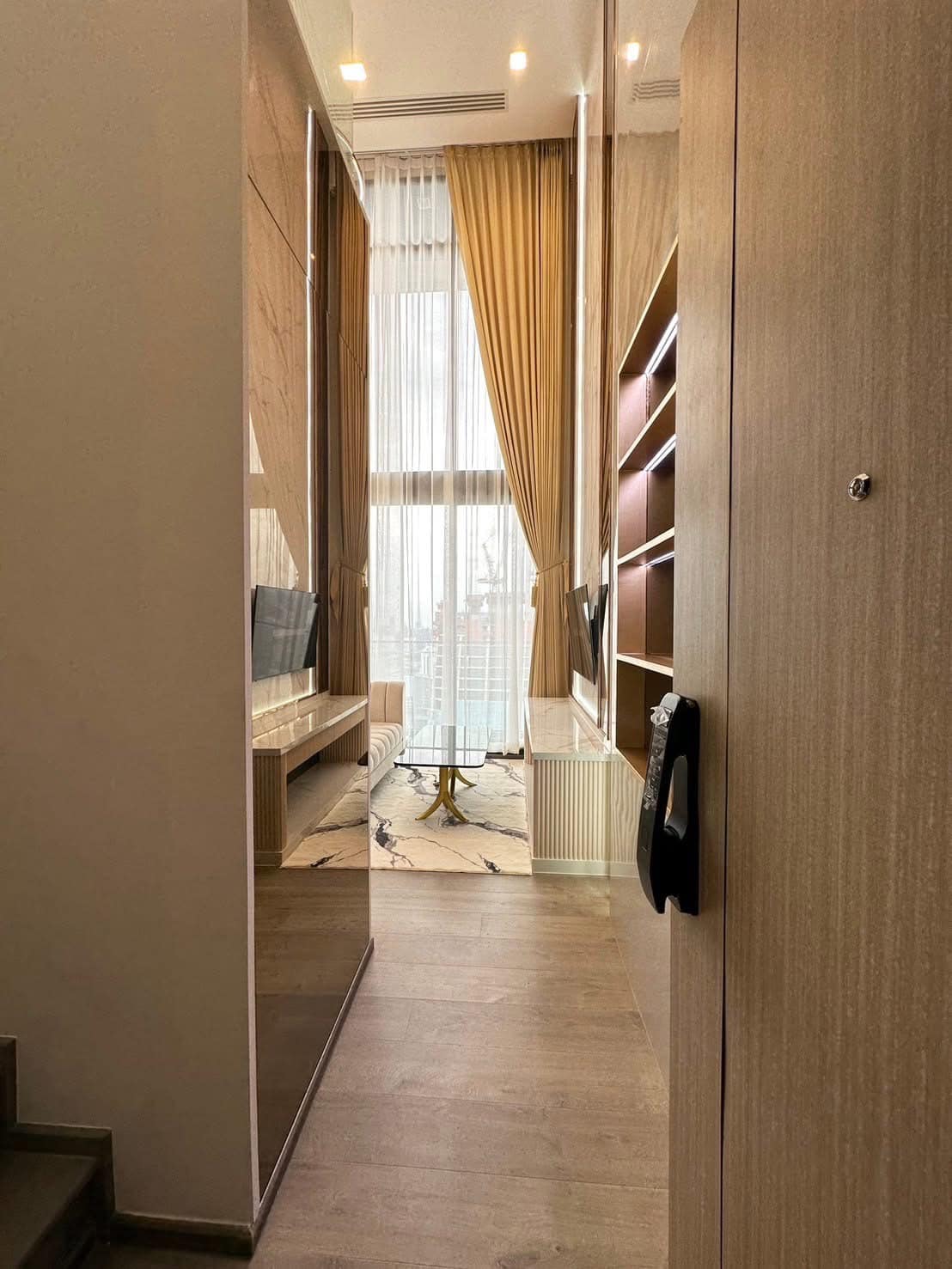2-Bedroom, 2-Bathroom Condo for Rent at The Address Siam Ratchathewi, 71 Sqm, 70,000 THB/Month, Near BTS Ratchathewi