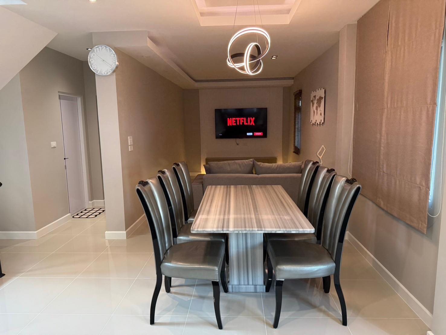 Spacious 3-bedroom house at Life Bangkok Boulevard for rent 58K THB. Fully renovated, modern appliances, gated community. Near Mega Bangna & Airport Link.