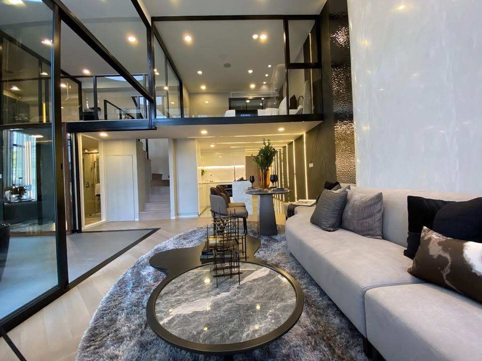 3-Bedrooms 2-Bathrooms 78 sqm Duplex at Origin Courtyard Thonglor for Sale 32M THB. High-floor units, garden views, branded residence, prime Thonglor location.