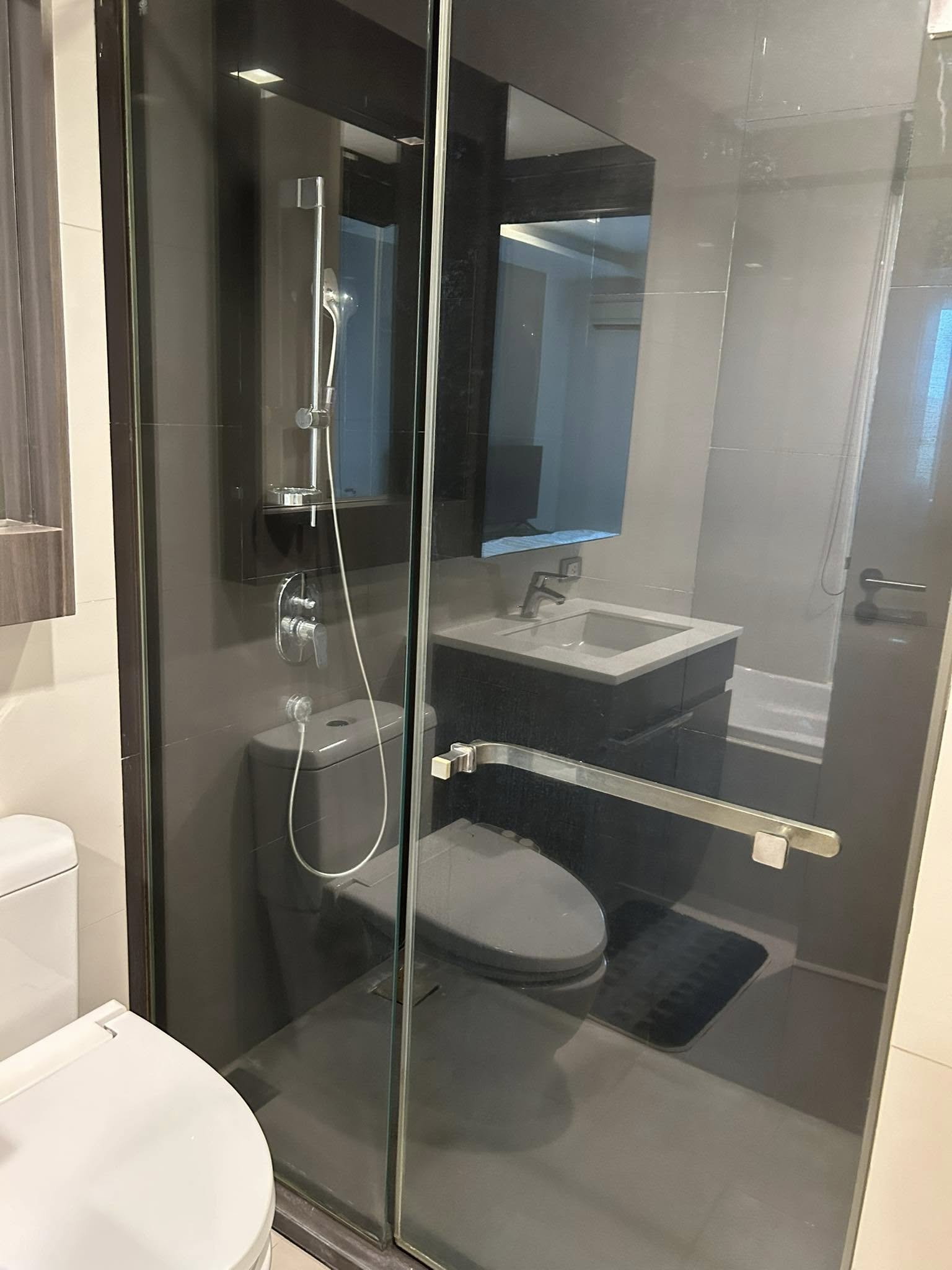 1-Bedroom, 1-Bath, 46 sqm Condo for Rent at Via 49, Sukhumvit – ฿35,000/month, Near Thonglor BTS