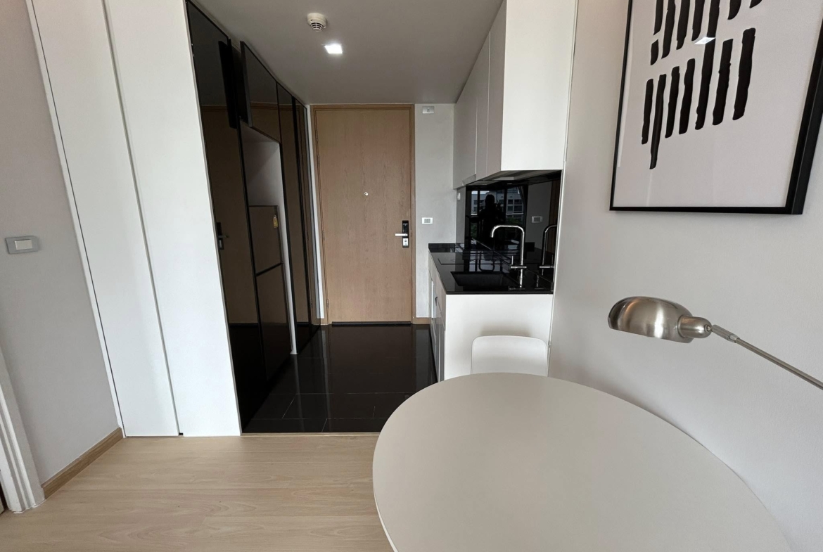 1-Bedroom, 1-Bath, 46 sqm Condo for Rent at Via 49, Sukhumvit – ฿35,000/month, Near Thonglor BTS