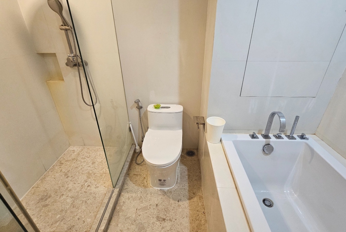 3-Bedroom, 3-Bath, 130 sqm Condo for Rent at Wind Sukhumvit 23, BTS Asoke/MRT Sukhumvit – ฿69,000/month, Fully Furnished