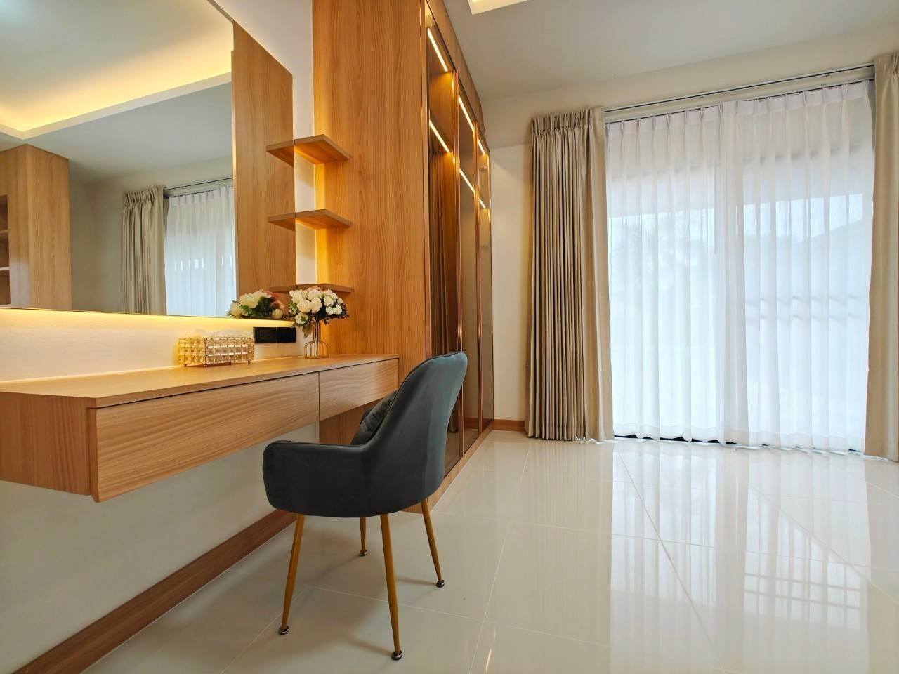 4-Bedroom, 3-Bathroom Villa for Sale in Villa in Pattaya Tropical Village, 320 sqm, 12,900,000 THB, Near Pattaya Railway Station