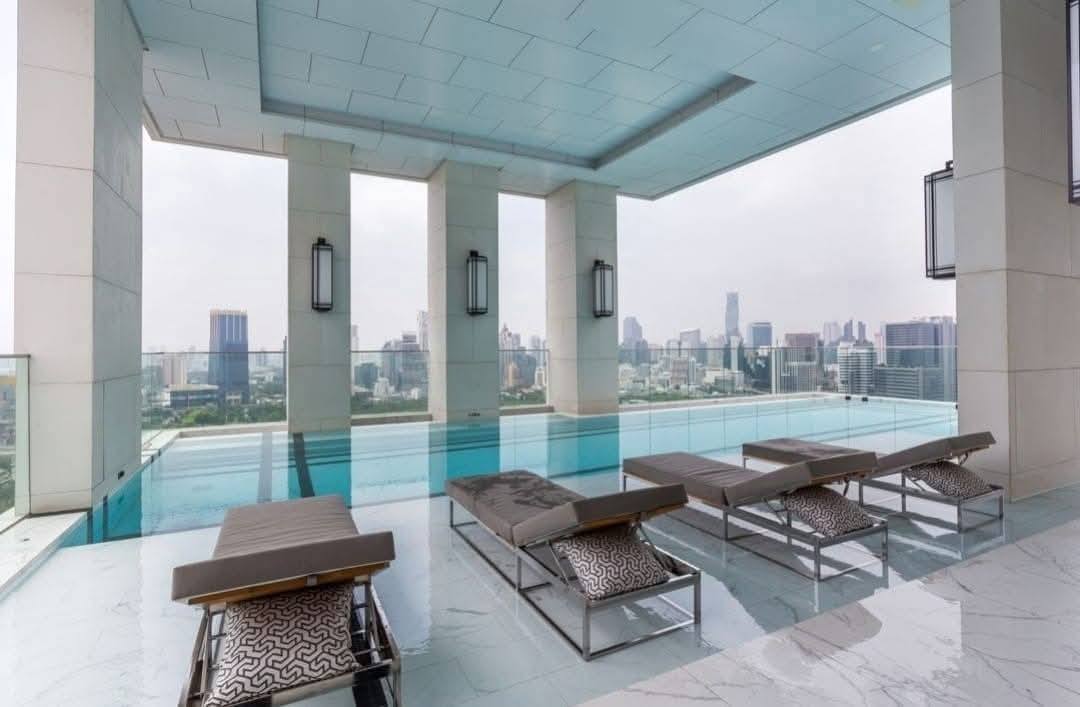 3-Bedroom, 3-Bathroom Condo for Rent at MUNIQ Lang Suan, 123.29 Sqm, 180,000 THB/Month, Near BTS Ploenchit