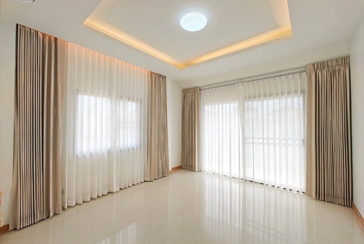 4-Bedroom, 3-Bathroom Villa for Sale in Villa in Pattaya Tropical Village, 320 sqm, 12,900,000 THB, Near Pattaya Railway Station