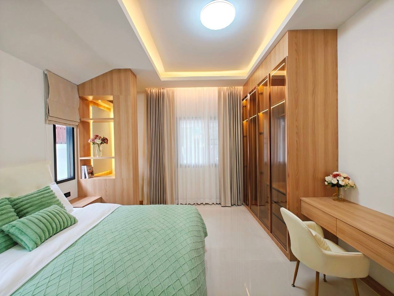 4-Bedroom, 3-Bathroom Villa for Sale in Villa in Pattaya Tropical Village, 320 sqm, 12,900,000 THB, Near Pattaya Railway Station