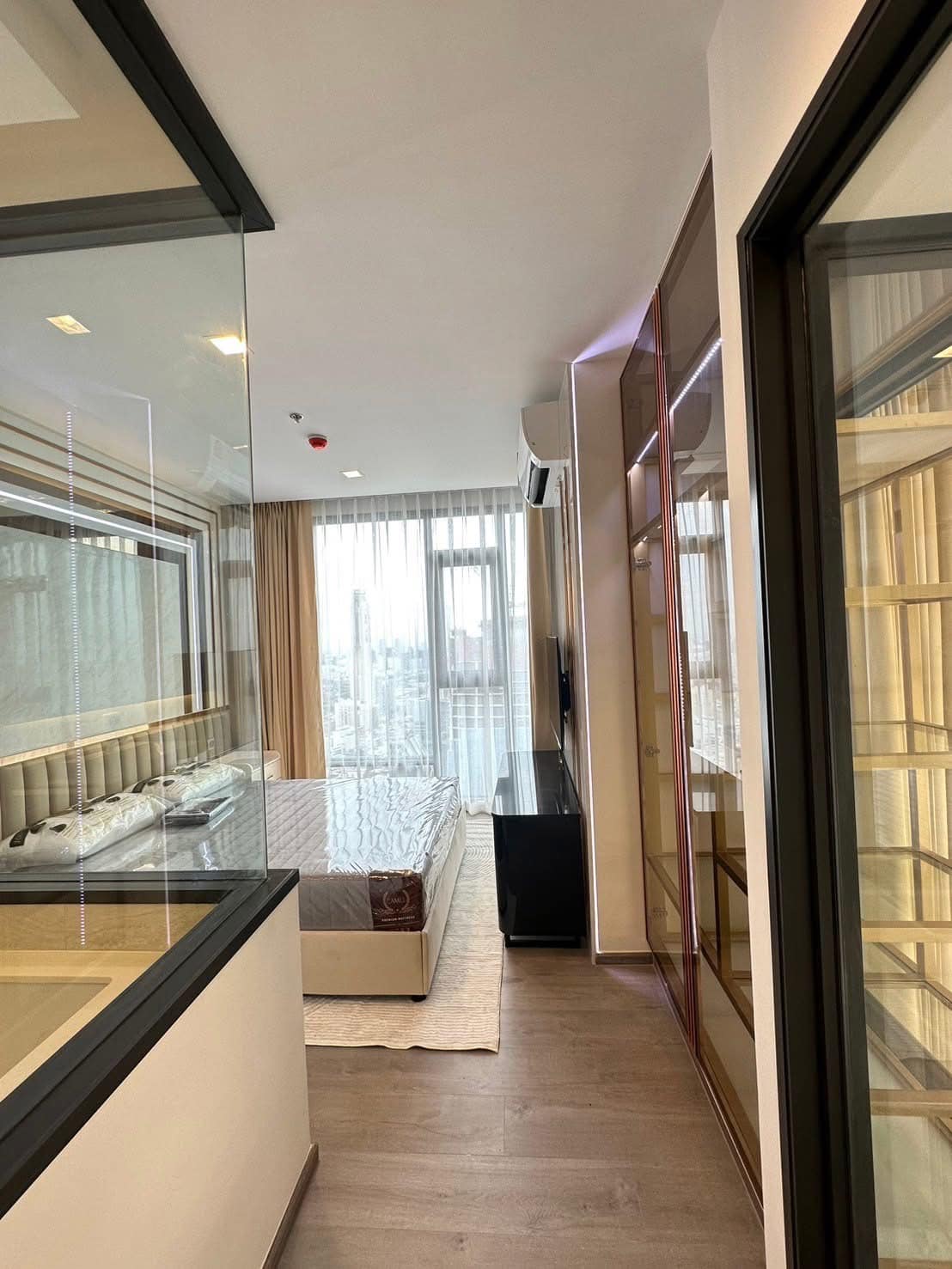 2-Bedroom, 2-Bathroom Condo for Rent at The Address Siam Ratchathewi, 71 Sqm, 70,000 THB/Month, Near BTS Ratchathewi
