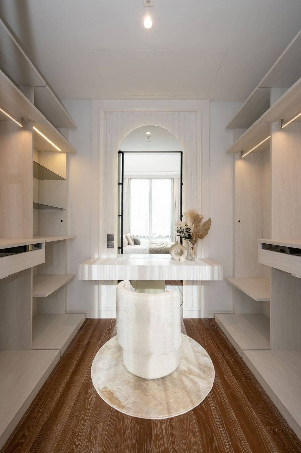 3-Bedroom, 3-Bathroom Condo for Rent at MUNIQ Lang Suan, 123.29 Sqm, 180,000 THB/Month, Near BTS Ploenchit