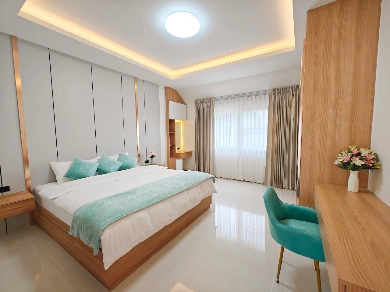 4-Bedroom, 3-Bathroom Villa for Sale in Villa in Pattaya Tropical Village, 320 sqm, 12,900,000 THB, Near Pattaya Railway Station