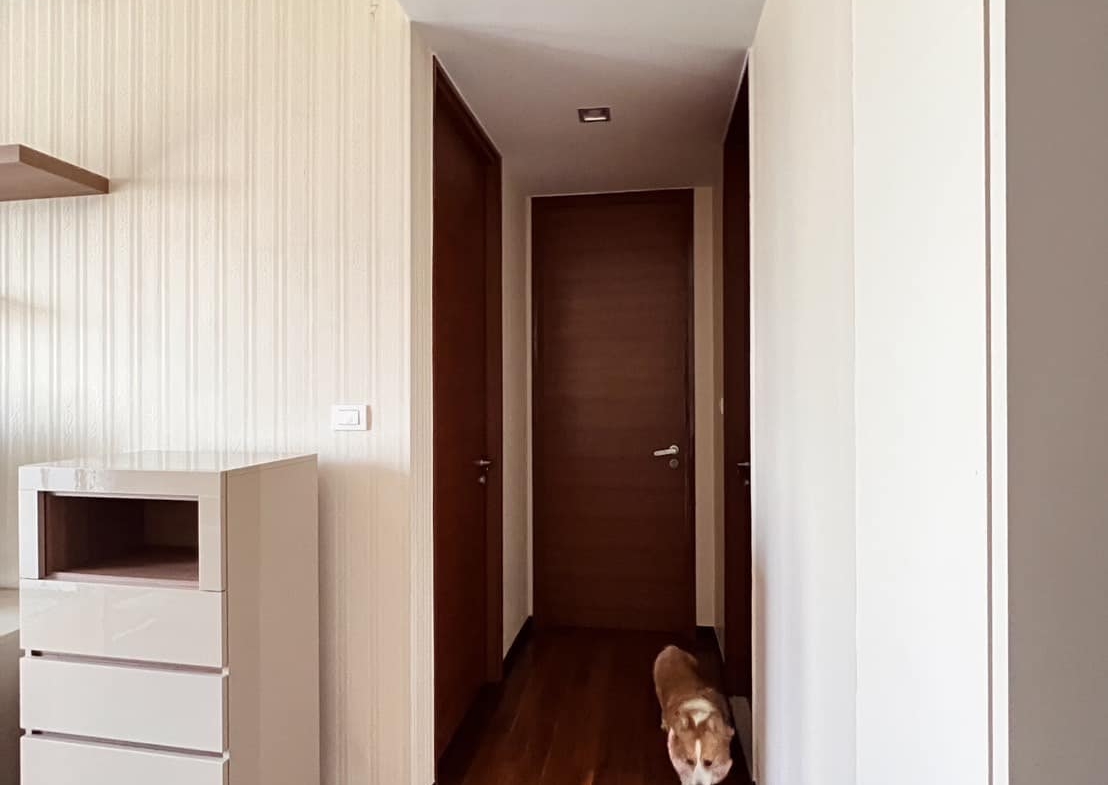 Spacious 2-bed 74.25 SQM condo at Ashton Morph 38. Pet-friendly, luxury high-rise near BTS Thong Lo. Sale 13M THB. Contact now for a private viewing!